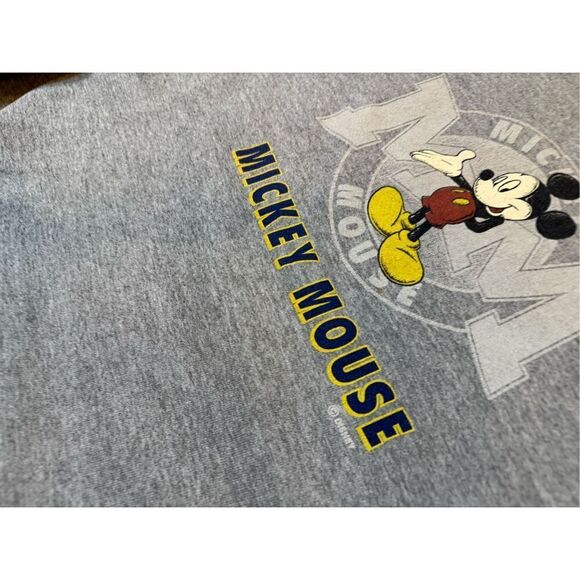 Size L vintage 1980s Mickey Mouse Co Velva Sheen Sweatshirt Crewneck grey - Picture 2 of 8